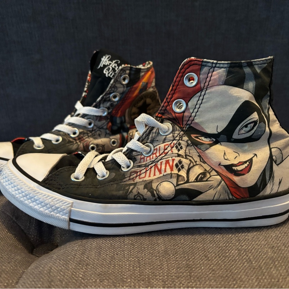 Converse Harley Quinn DC Comics High-Tops